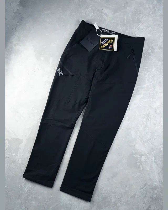 Arc'teryx Gore-Tex Black — головне фото товару