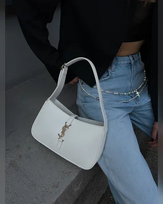 Saint Laurent Hobo Le 5 A 7 Leather Shoulder Bag in White 24 х 15 х 6 — головне фото товару