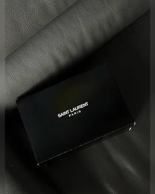 Saint Laurent Hobo Le 5 A 7 Leather Shoulder Bag in White 24 х 15 х 6 — головне фото товару