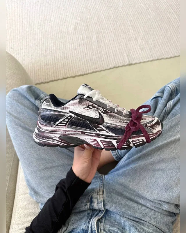 Nike initiator retro white burgundy — головне фото товару