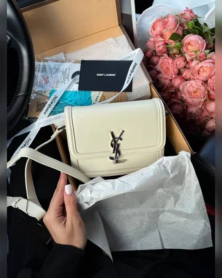 Saint Laurent Solferino Milk Silver Магнітна + Захисна Коробка 19 х 16 х 6 — головне фото товару