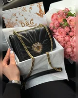Dolce & Gabbana Dolce&Gabbana Medium Devotion Bag in Black 22 x 14 x 7,5 — головне фото товару