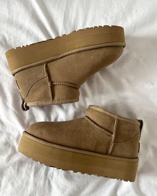 UGG Ultra Mini Platform Light Grey — головне фото товару