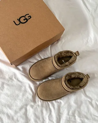 UGG Ultra Mini Platform Light Grey — головне фото товару