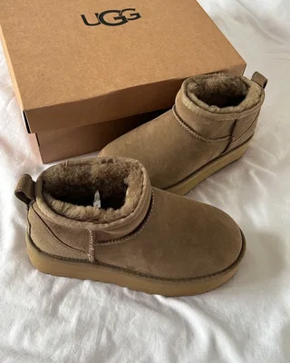 UGG Ultra Mini Platform Light Grey — головне фото товару
