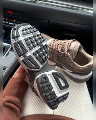 Nike V2k Runtekk Mink Brown — головне фото товару