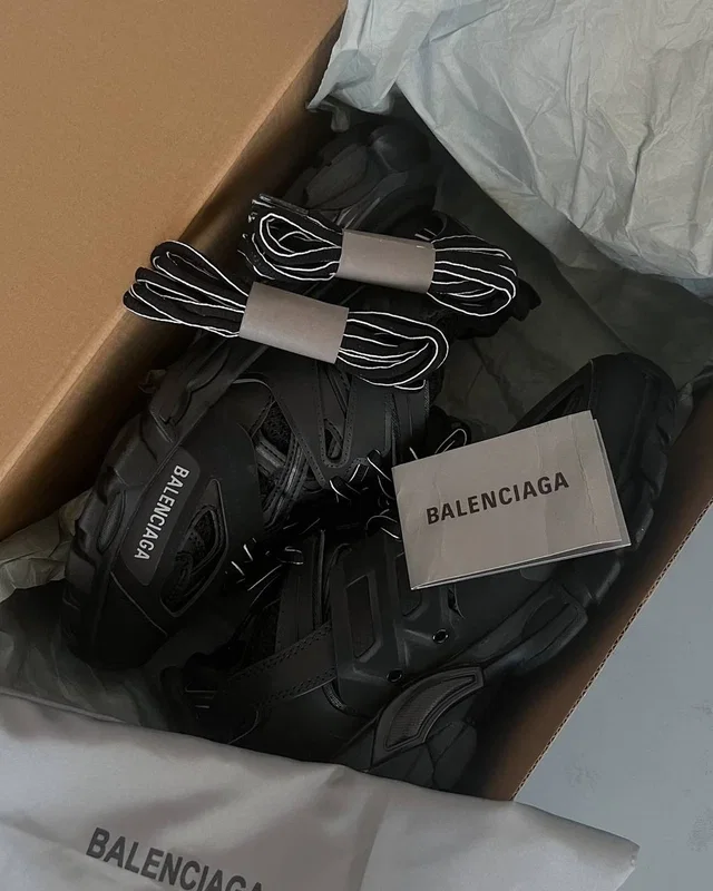 Balenciaga Track Black — головне фото товару