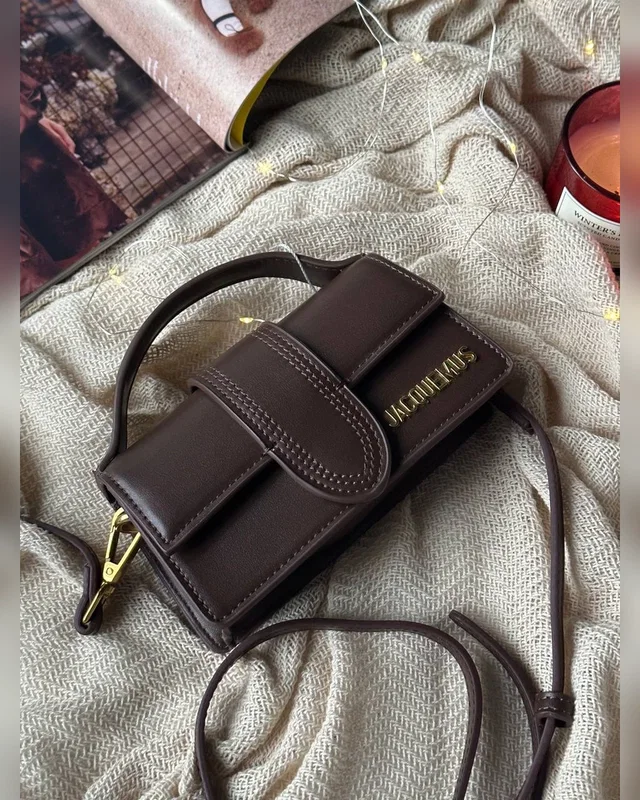 Jacquemus Le Bambino Small Handbag Dark Brown 17 х 9 х 5 — головне фото товару