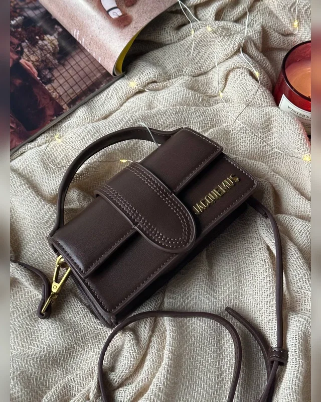 Jacquemus Le Bambino Small Handbag Dark Brown 17 х 9 х 5 — головне фото товару