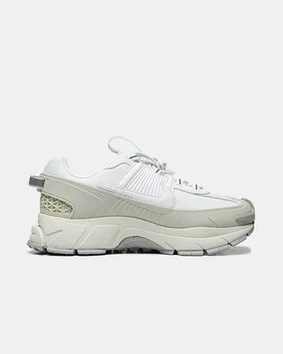 Nike Air Zoom Vomero Roam 'Summit White' HV5951-100 — головне фото товару