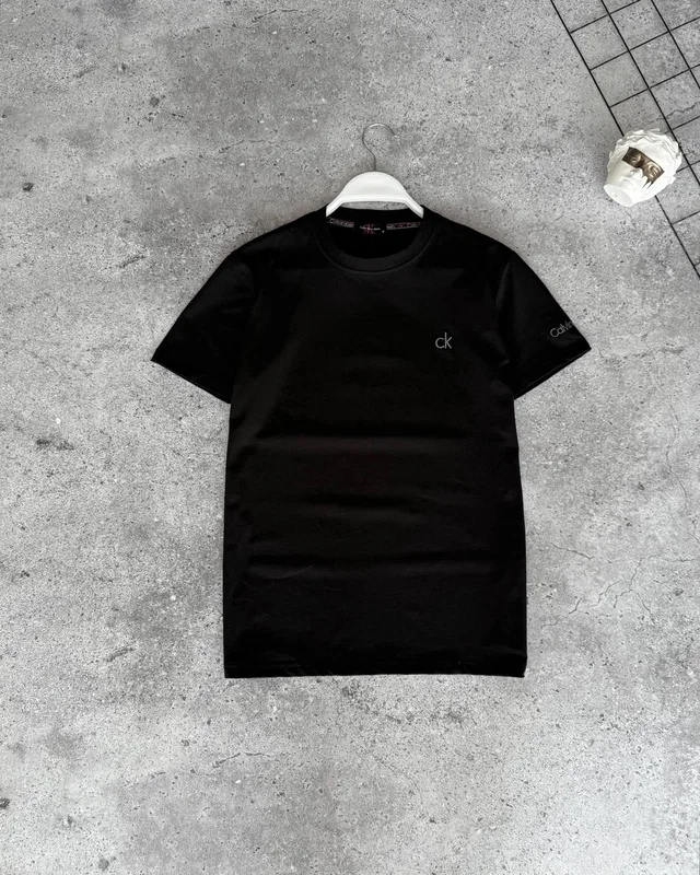 Футболка Calvin Klein — головне фото товару
