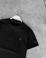 Футболка Calvin Klein — головне фото товару