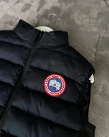 Жилет Canada Goose — головне фото товару