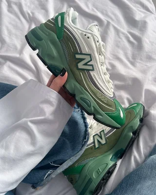 New Balance 1000 'Mallard Green Sea Salt' M1000MA — головне фото товару