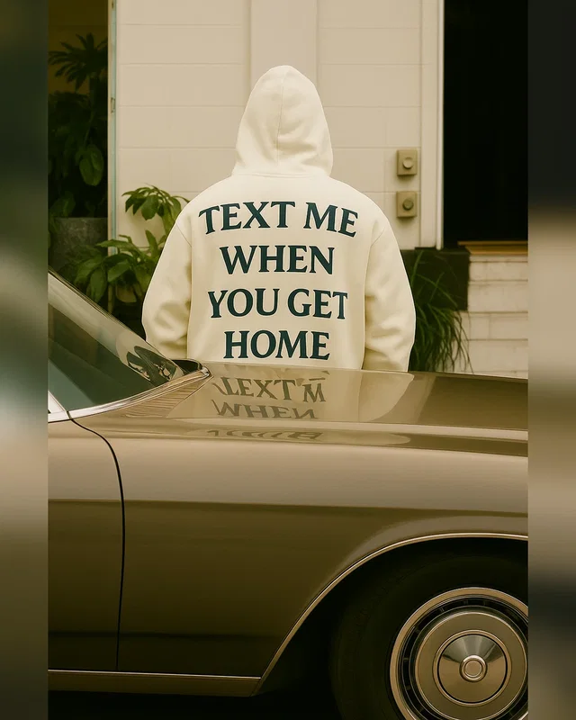 Sane Худі молоко принт text me — головне фото товару