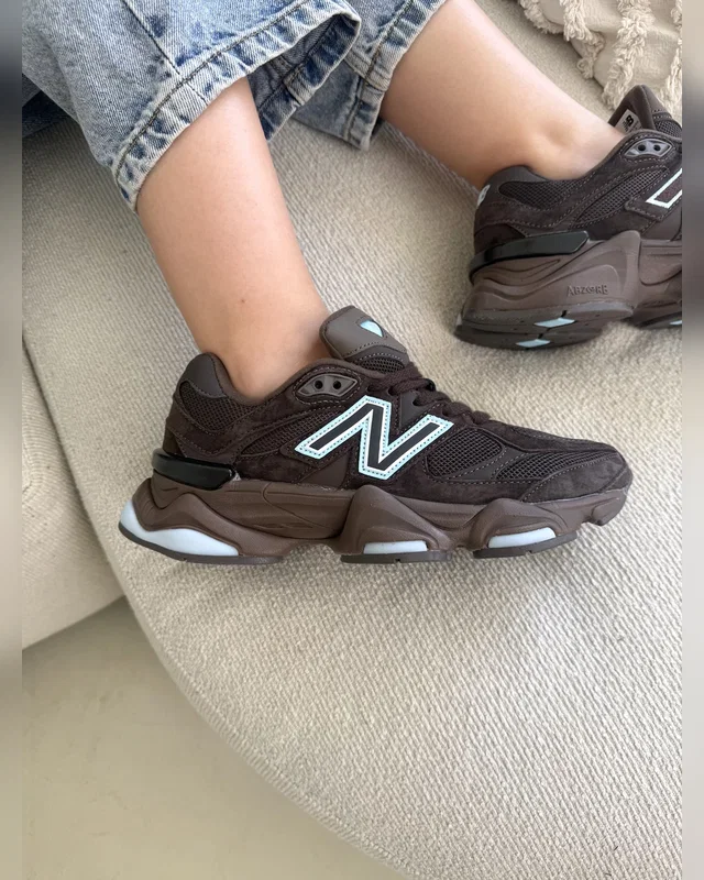 New Balance 9060 brown ice blue — головне фото товару