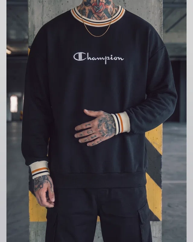 Champion Світшот чорний — головне фото товару