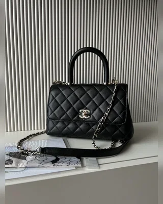 Chanel Coco Top Handle Flap Bag Black — головне фото товару