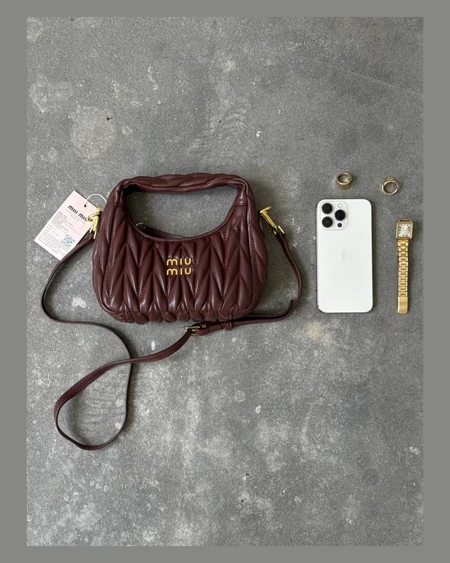 Miu Miu Wander Matelassé Nappa Leather Mini Hobo Bag Brown [оригінальна брендована коробка] 21 х 23 х 7 — головне фото товару