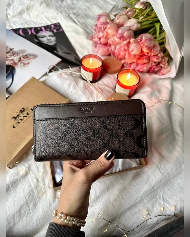 Coach Accordion Wallet Canvas Brown Інше — головне фото товару