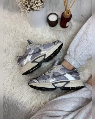Nike V5 RNR Bronze metallic — головне фото товару