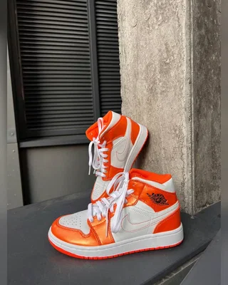 Nike 1 Retro Electro Orange — головне фото товару