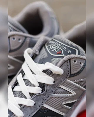 New Balance 990V6 • Grey • — головне фото товару