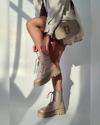 Boots Beige Інше — головне фото товару