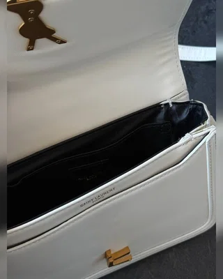 Saint Laurent Large Solferino Milk Gold 23 x 17 x 6 — головне фото товару