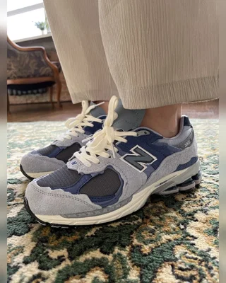 New Balance 2002R Light Blue — головне фото товару