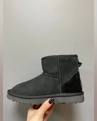 UGG Classic Mini Suede — головне фото товару