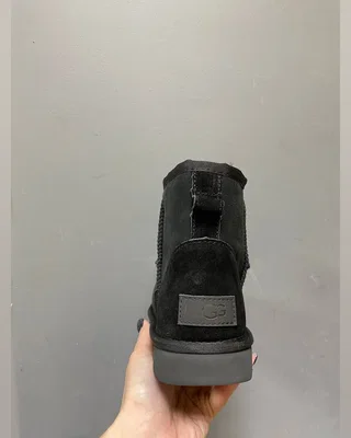 UGG Classic Mini Suede — головне фото товару