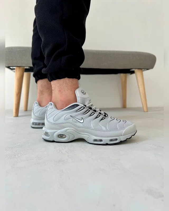 Nike Nk tn grey black — головне фото товару