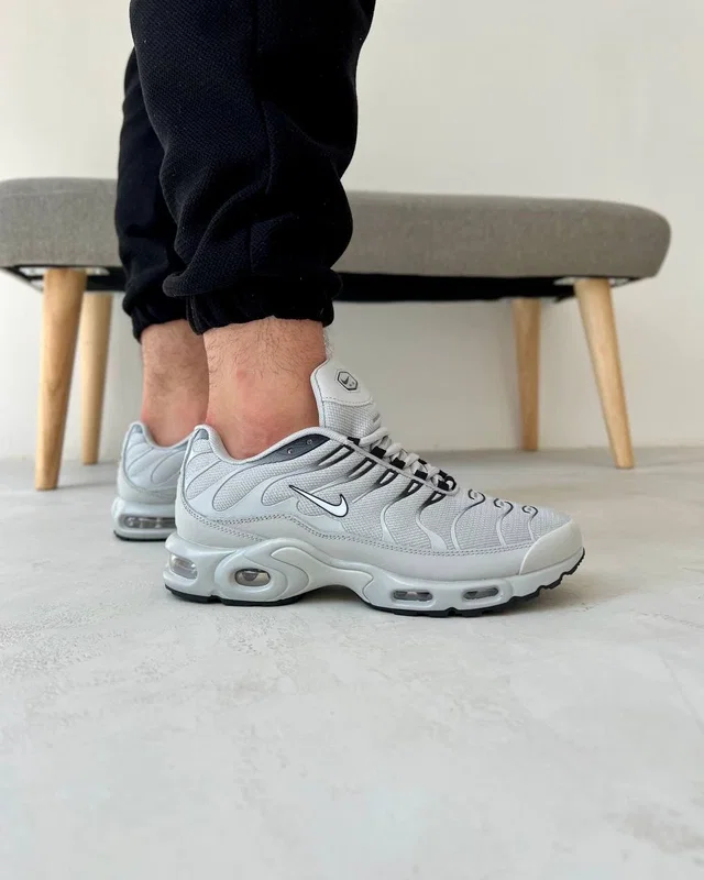 Nike Nk tn grey black — головне фото товару