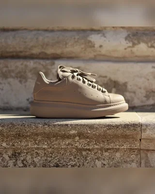 McQueen Mokko Matte — головне фото товару