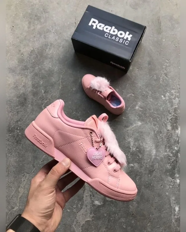 Reebok Rb Pink Fur — головне фото товару