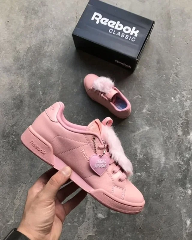 Reebok Rb Pink Fur — головне фото товару