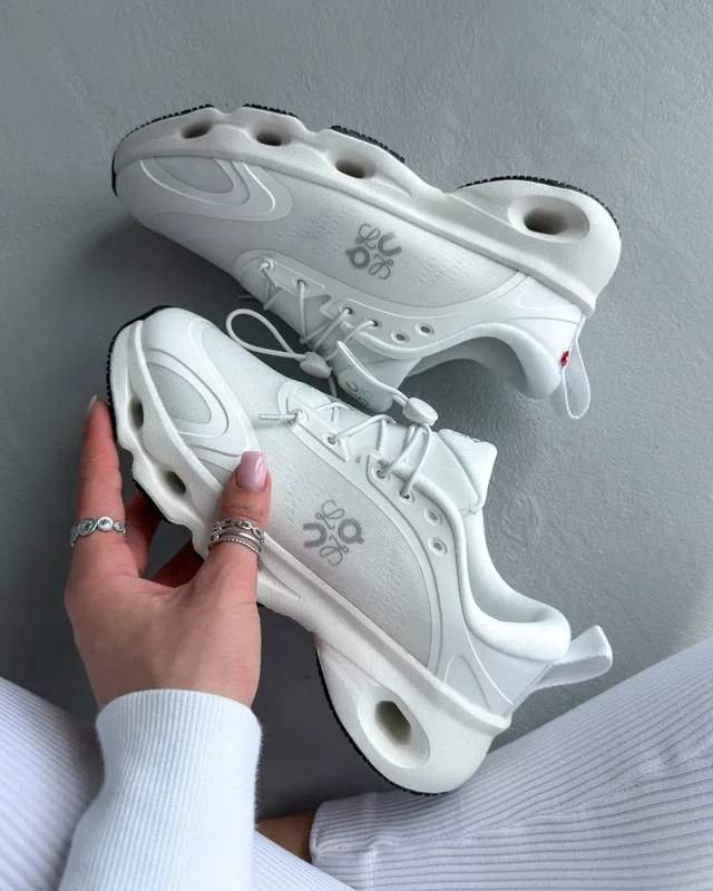 On Cloudsolo x Loewe White — головне фото товару