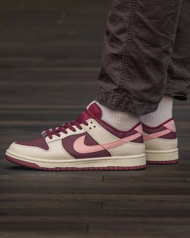 Nike SB Dunk Low Valentine’s Day — головне фото товару