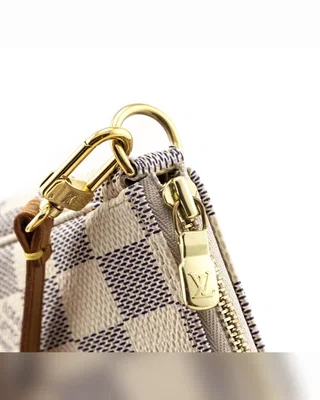 Louis Vuitton Damier Azur Pochette — головне фото товару