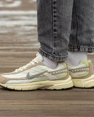 Nike Initiator Beige Green — головне фото товару