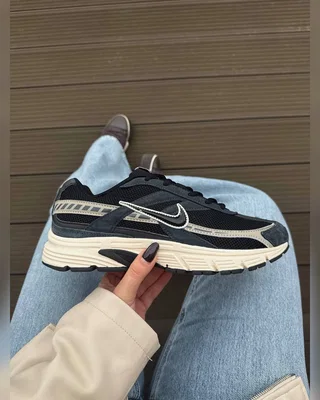 Nike INITIATOR black white — головне фото товару