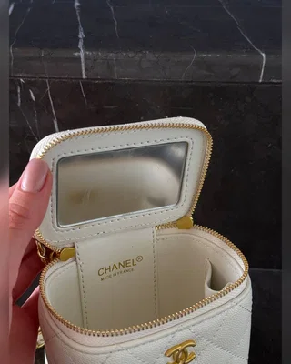 Chanel Classic White Lambskin Pearl Crush Mini Vanity Case [оригінальна коробка] 11 х 10 х 7 — головне фото товару