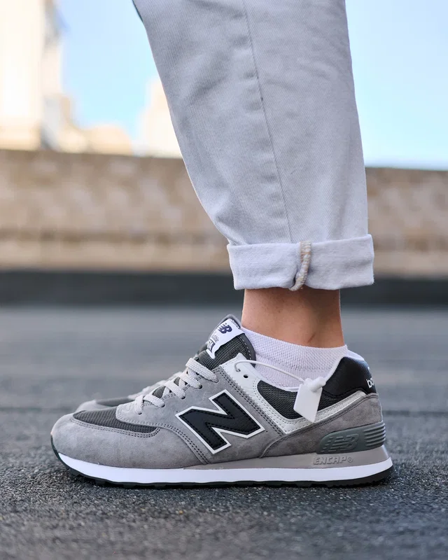 New Balance 574 Grey White Black — головне фото товару