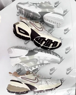 Nike (WMNS) Nike V2K Run 'Metallic Silver' FD0736-104 — головне фото товару