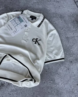 Футболка Calvin Klein — головне фото товару