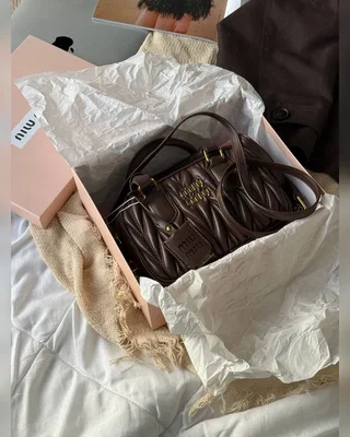 Miu Miu Arcadie Matelassé Nappa Leather Bag Brown [оригінальна коробка] 19 х 13 х 5 — головне фото товару