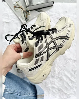 Asics Gel Venture 6 Beige Black — головне фото товару