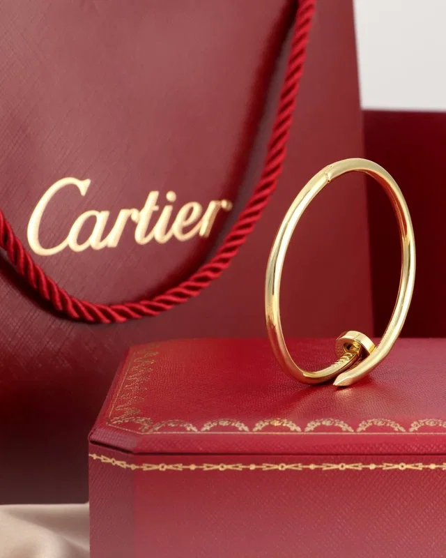 Cartier Браслет Cartier Juste un Clou — головне фото товару