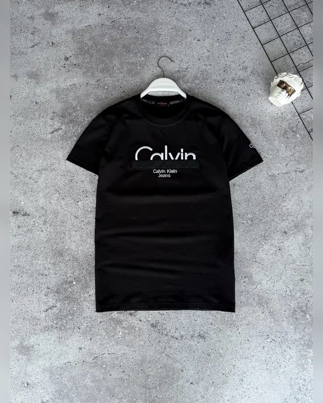 Футболка Calvin Klein — головне фото товару